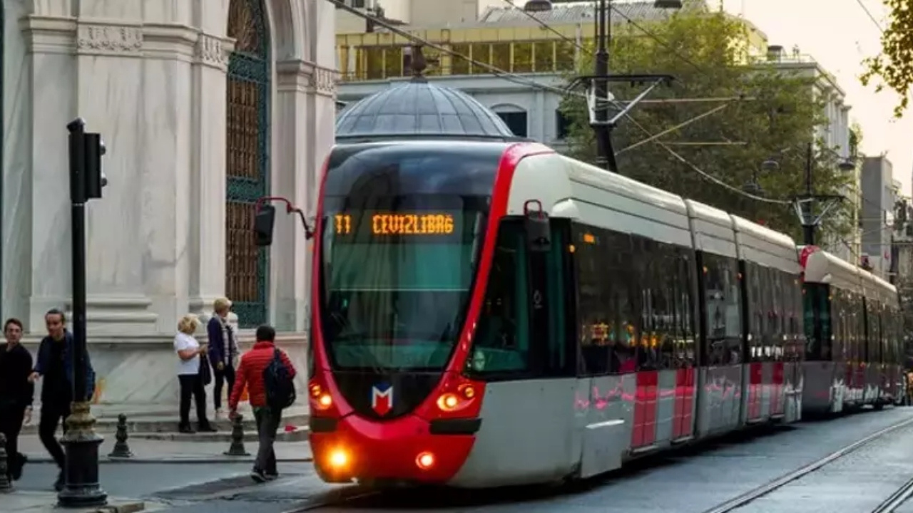 Beyazıt'ta Tramvay Kazası: Tramvayın Altında Kalarak Hayatını Kaybetti